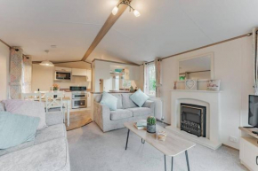 Two Hoots - Norfolk Cottage Agency